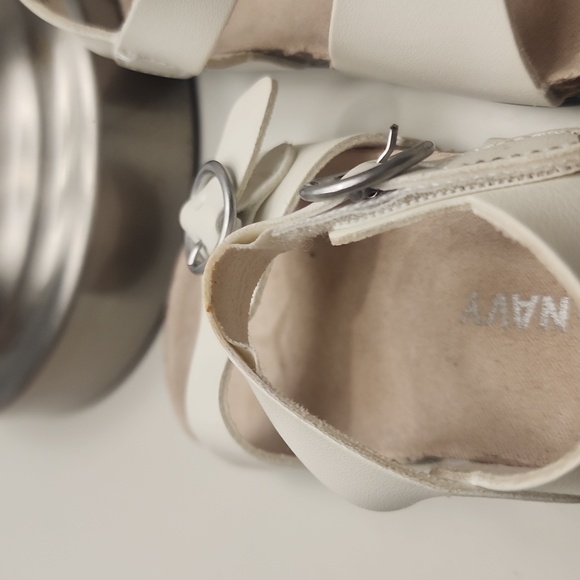 3 shoe bundles 12 to 18 months - Picture 6 of 11